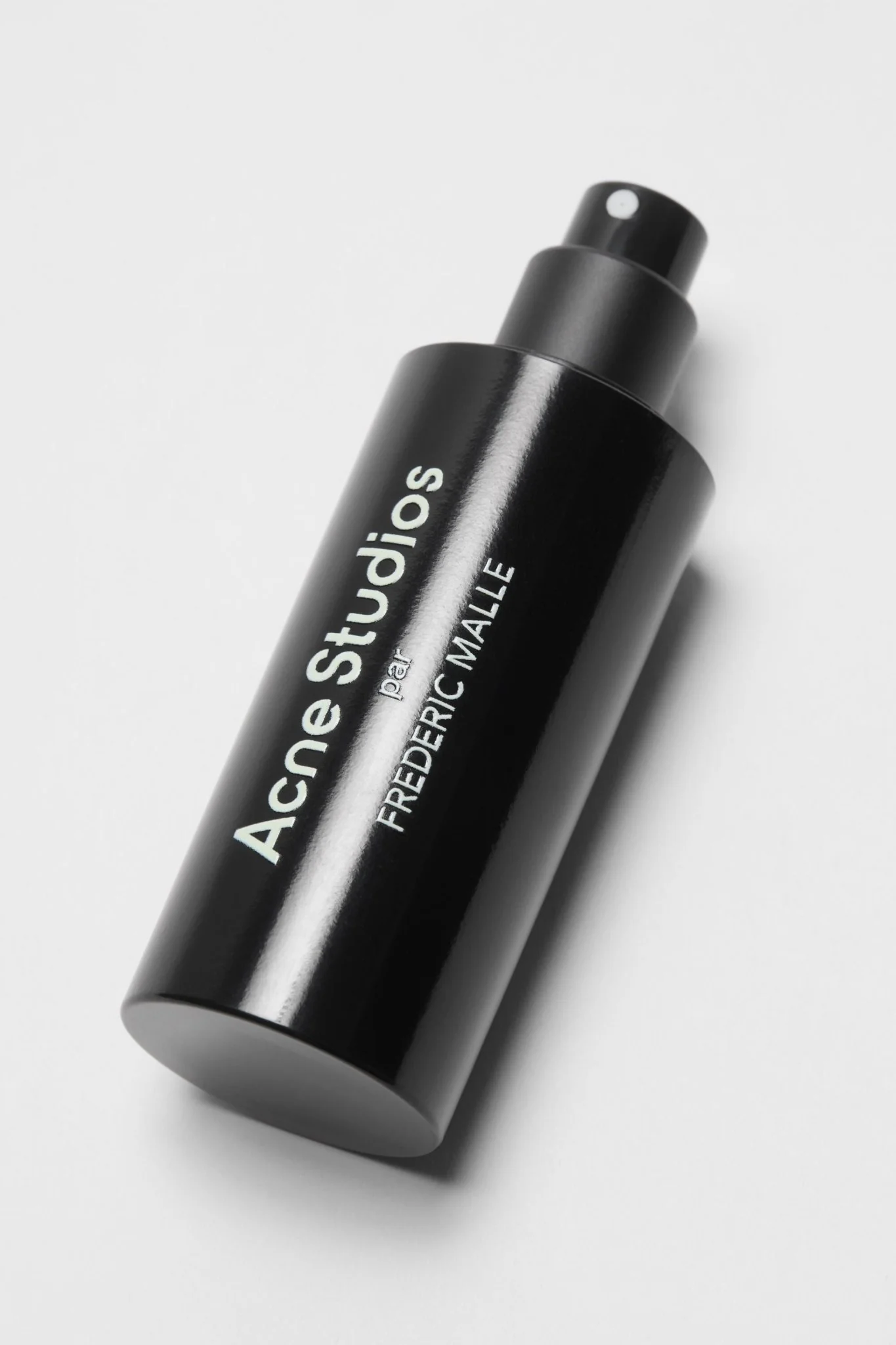 Acne Studios par Frederic - Image 3