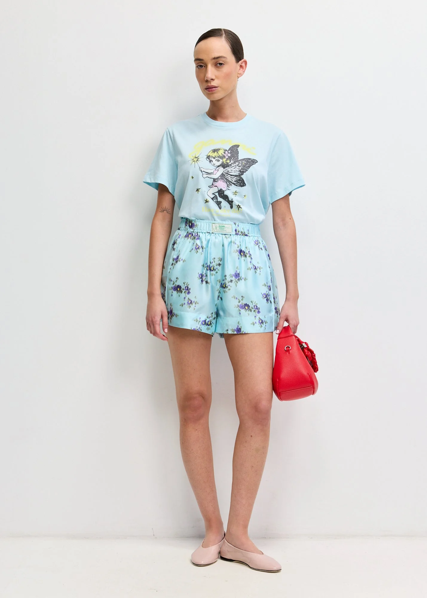 Twill Elasticated Shorts - Image 3