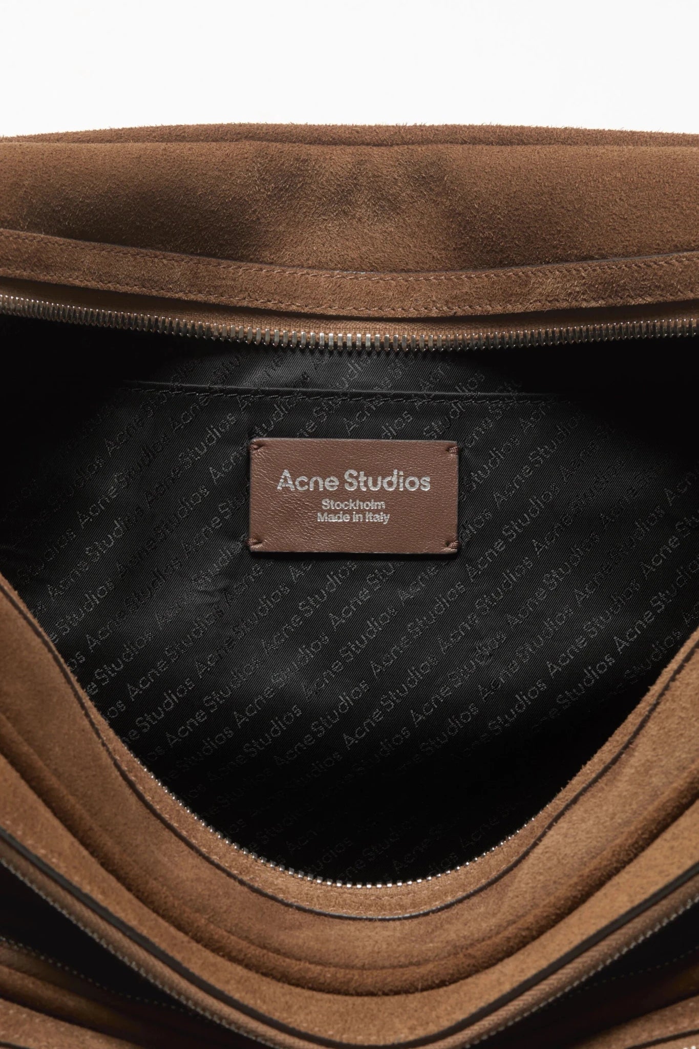 Camero Camera Suede V - Image 5