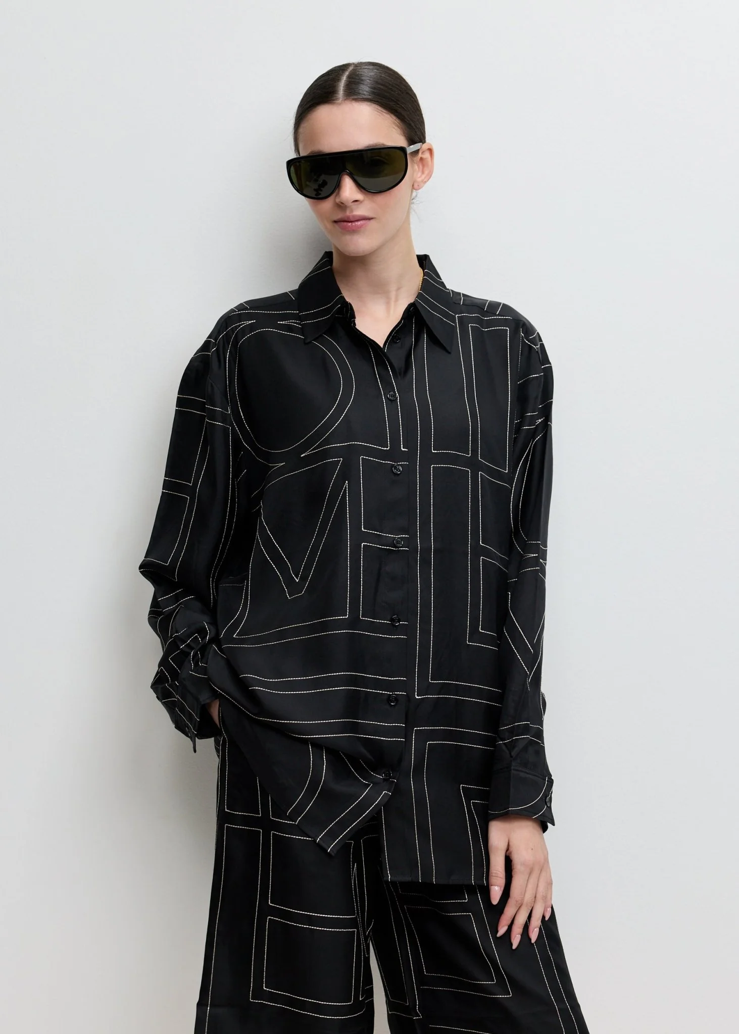 Classic Embroidered Shirt - Image 2