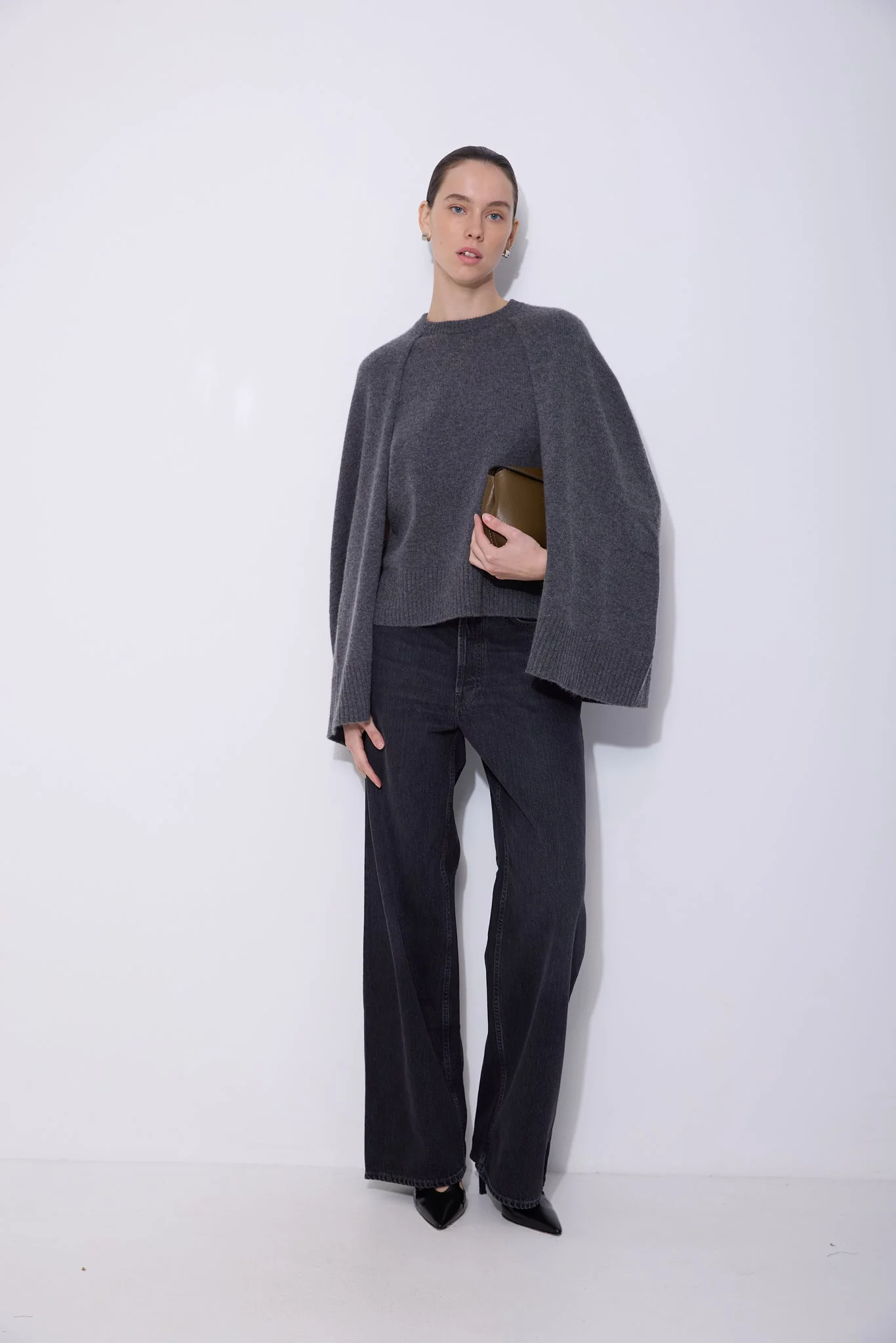 Crew Cape Knit - Image 2