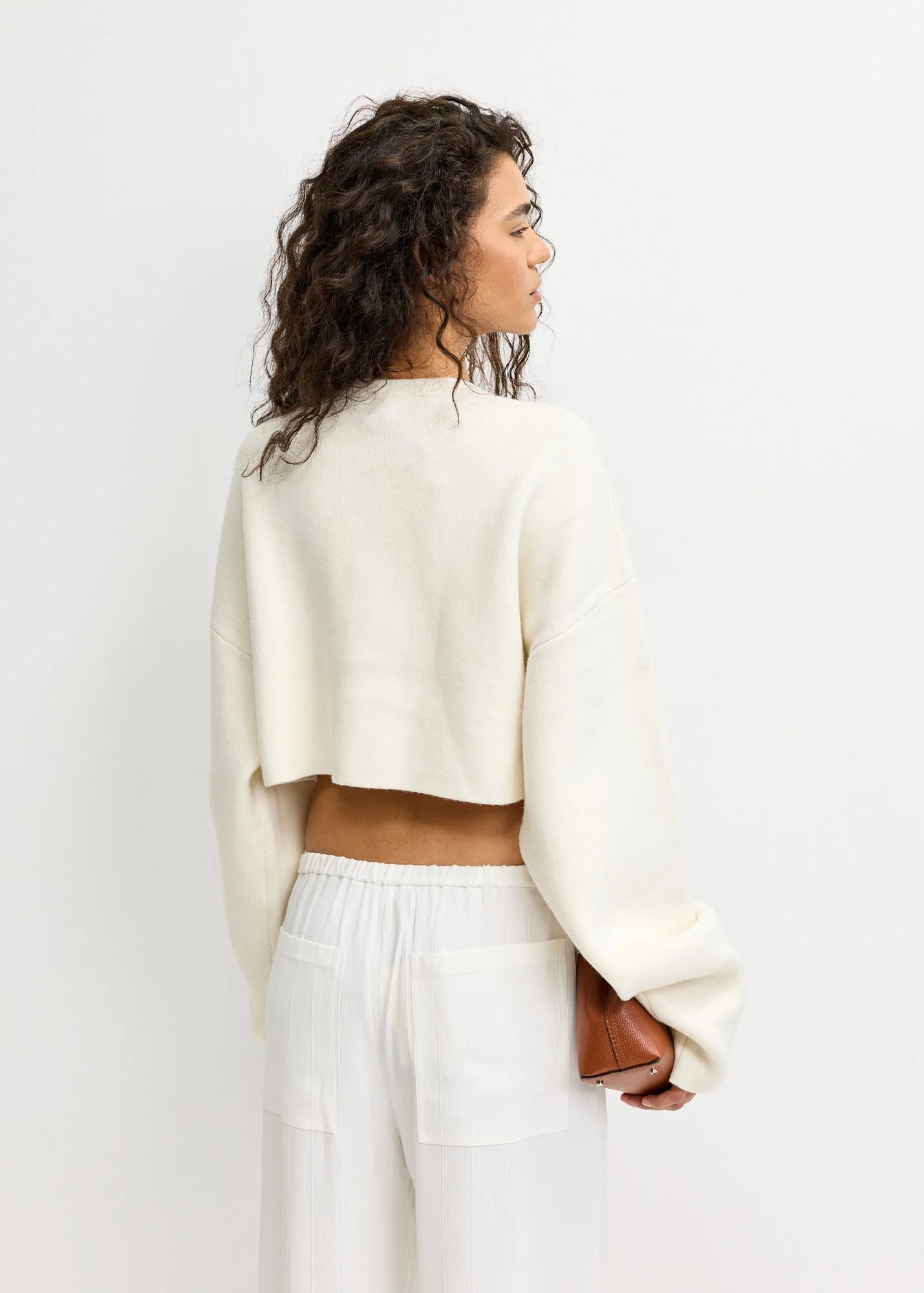 Cropped Oversized Cardigan - Image 4