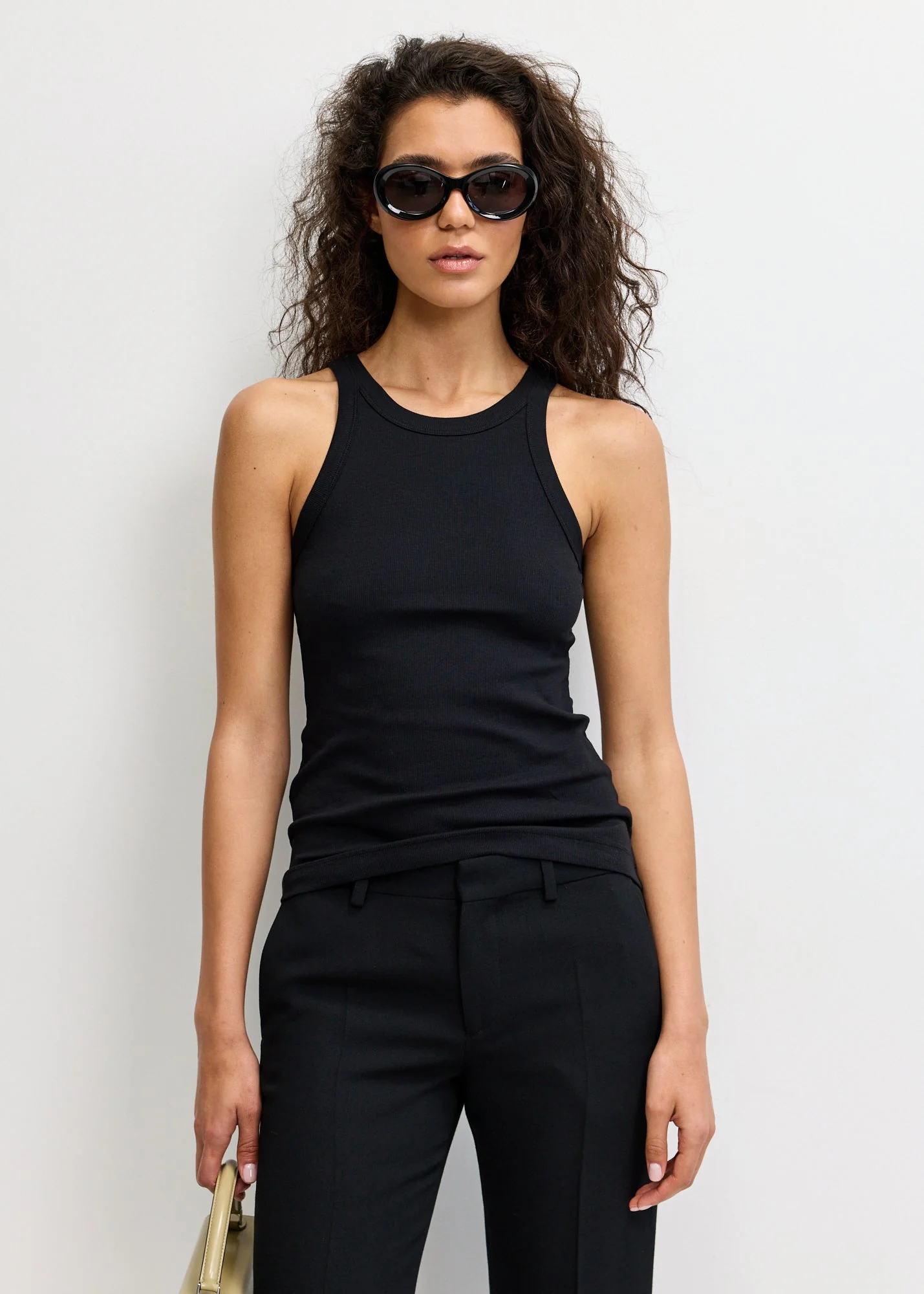 Curved Rib Tank - Image 4
