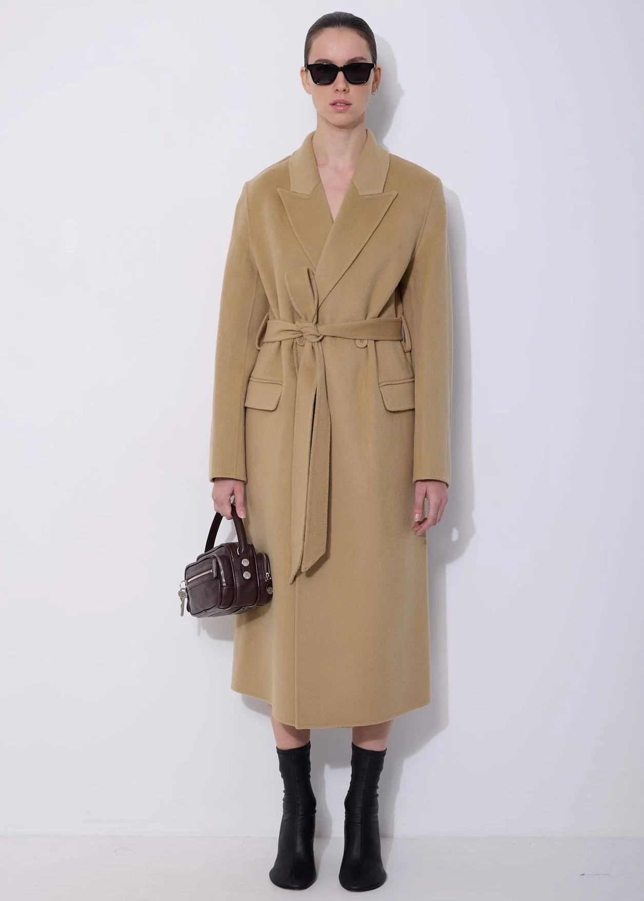 Double-Breasted Cashmere Coat - Image 2