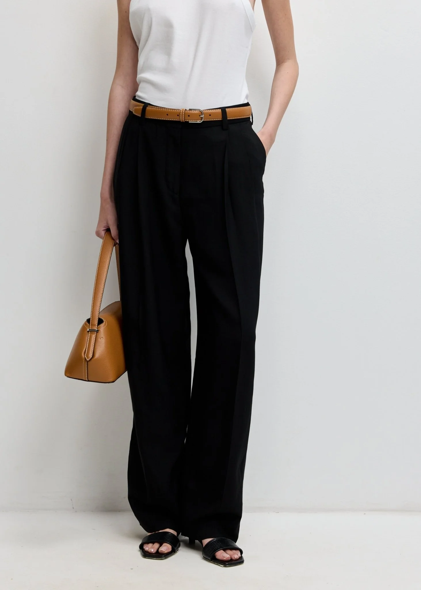 Double-Pleat Fluid Trousers - Image 3