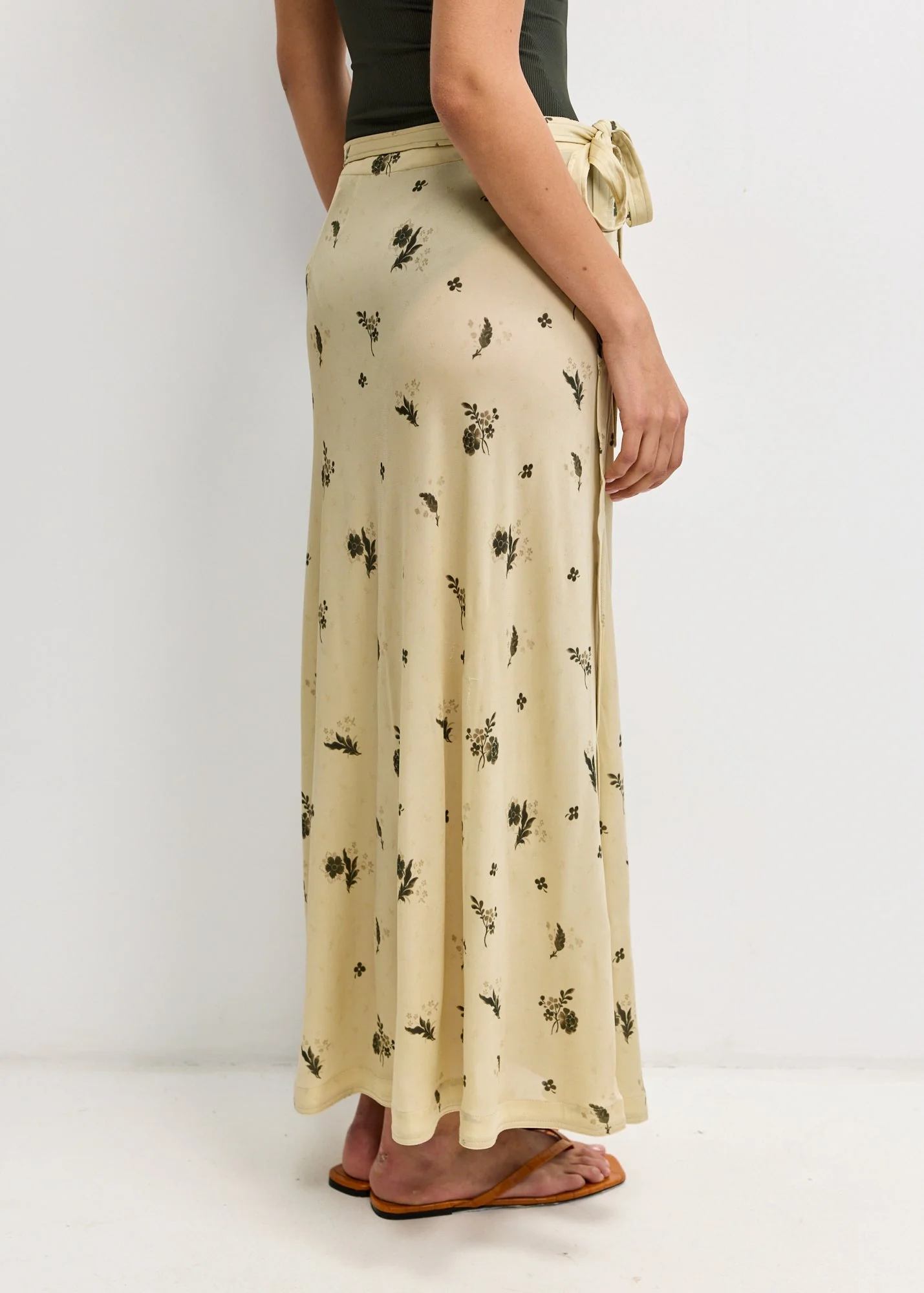 Floral Fluid Jersey Skirt - Image 4