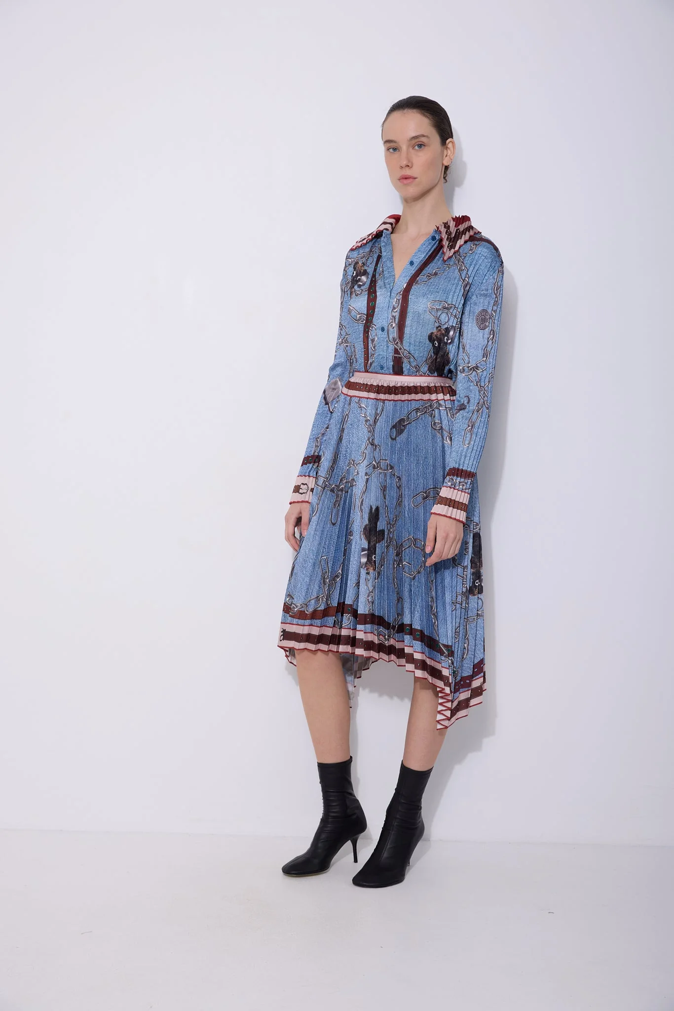 Long Pleated Skirt - Image 3