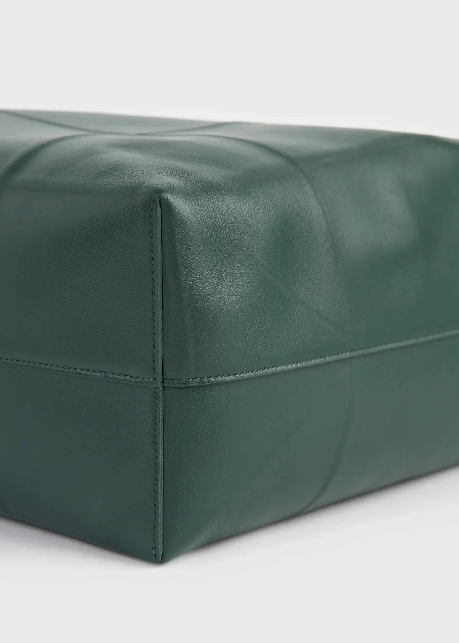 Roam Leather Tote - Image 5