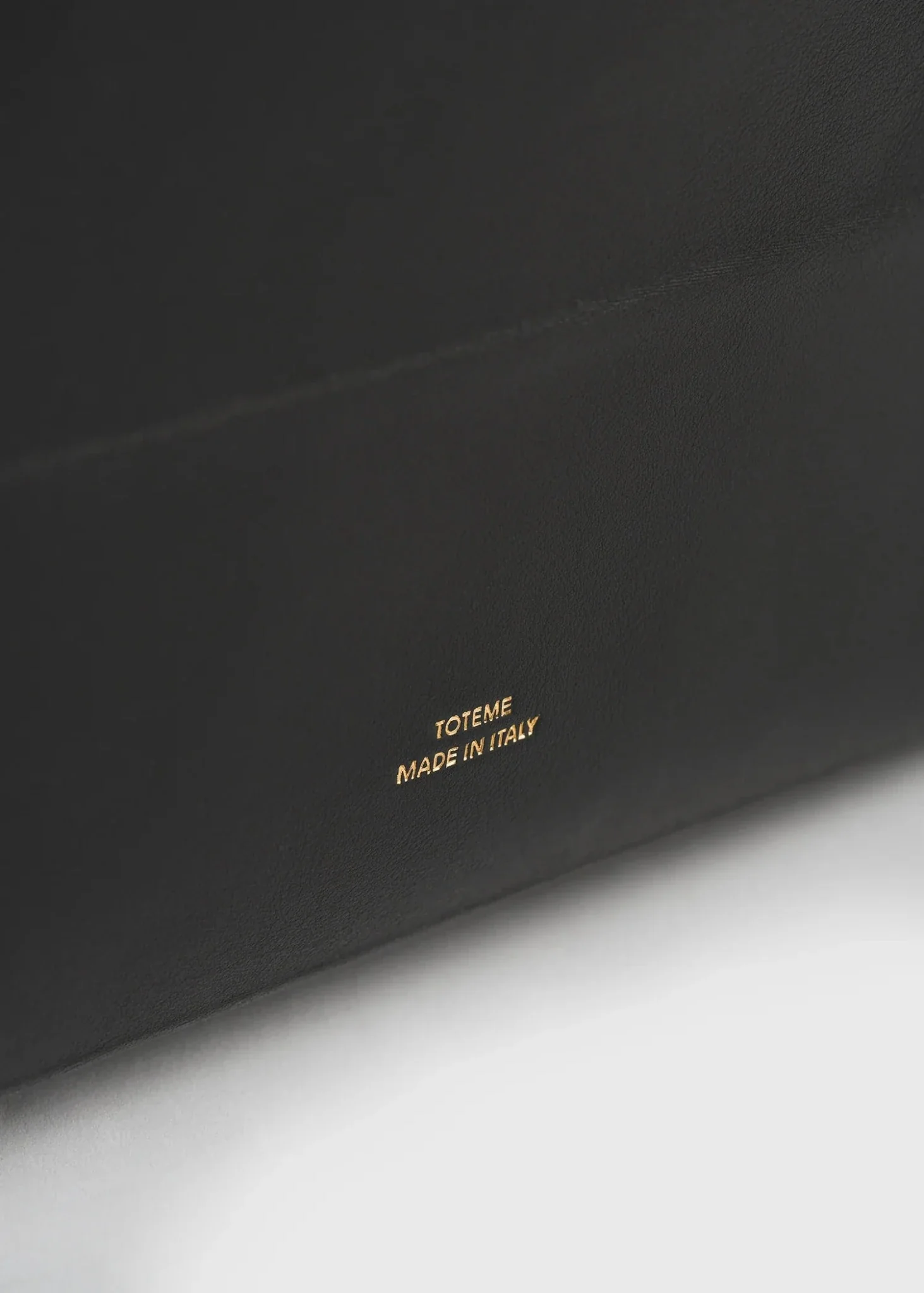 Roam Leather Tote - Image 4