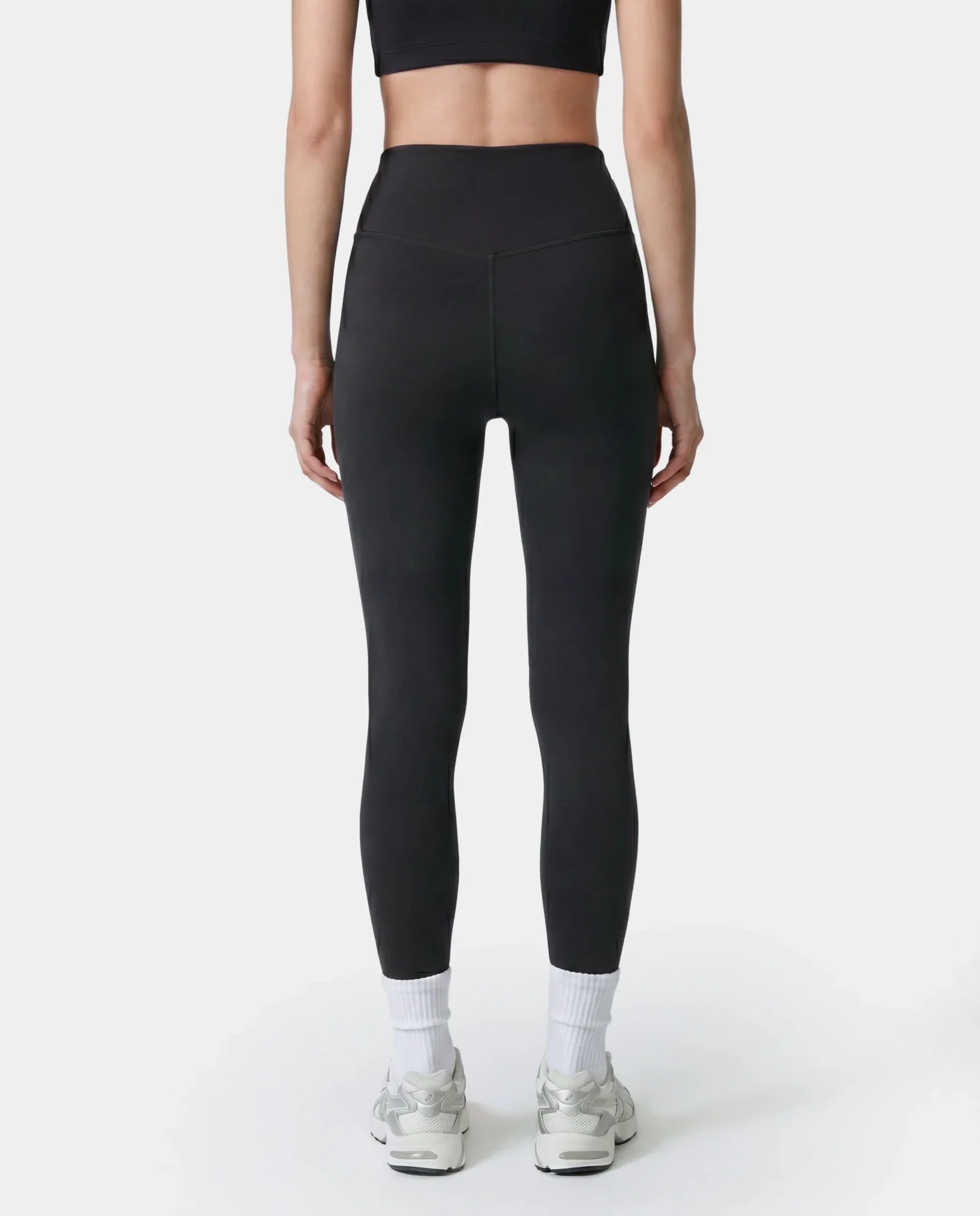 Serif Logo Legging - Image 4
