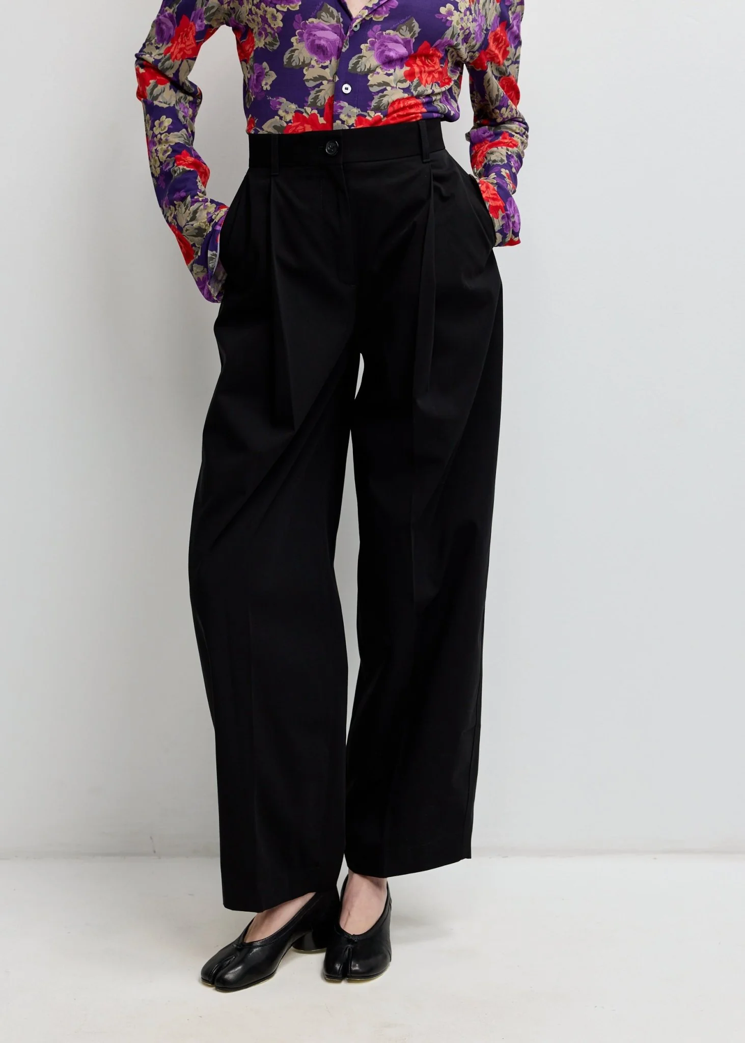 Single pleat cotton trousers - Image 3