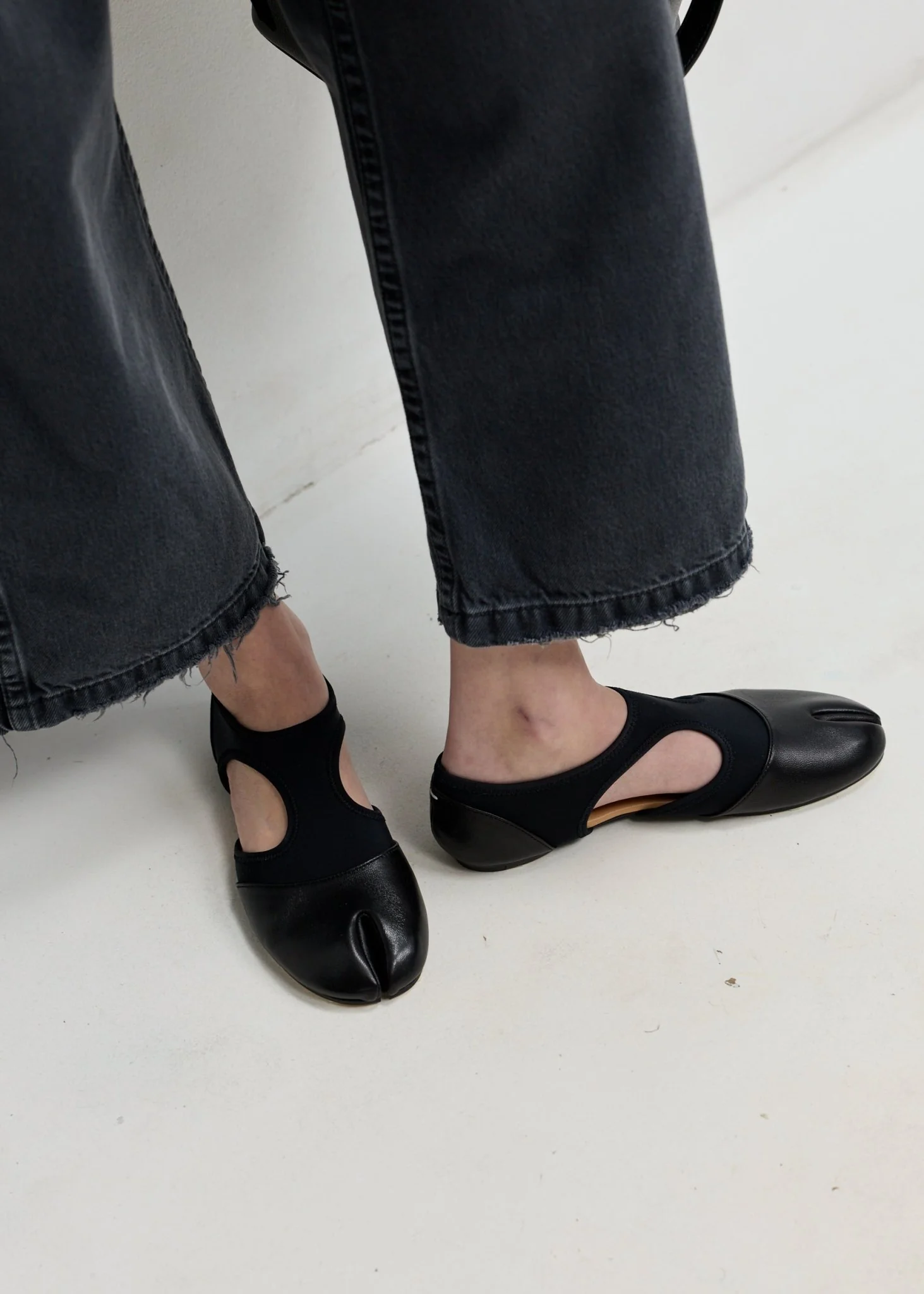 Tabi Jazz Slipper - Image 2