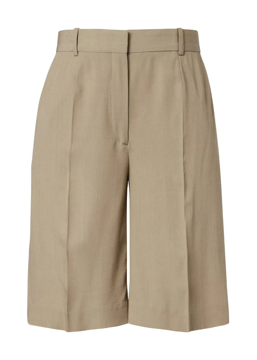Wide Fluid Shorts